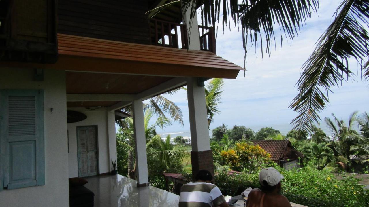 Dikaloha Surfschool And Stay Airsatang Εξωτερικό φωτογραφία
