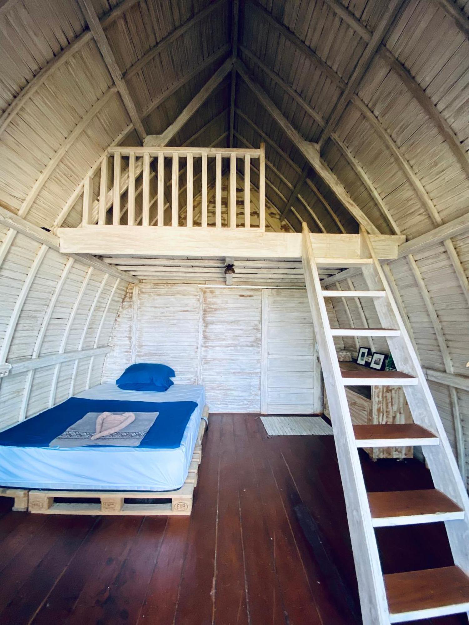 Dikaloha Surfschool And Stay Airsatang Εξωτερικό φωτογραφία