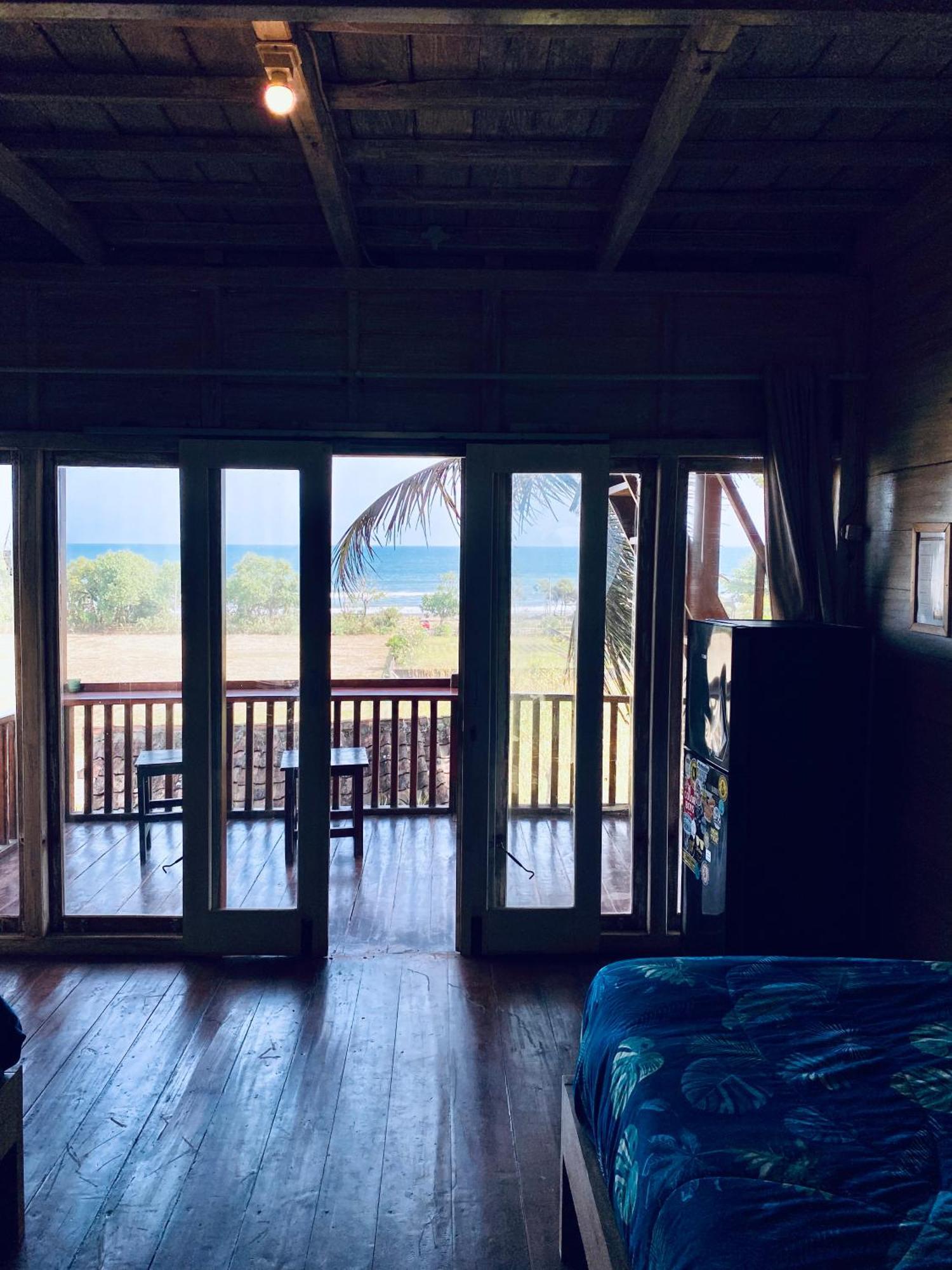 Dikaloha Surfschool And Stay Airsatang Εξωτερικό φωτογραφία