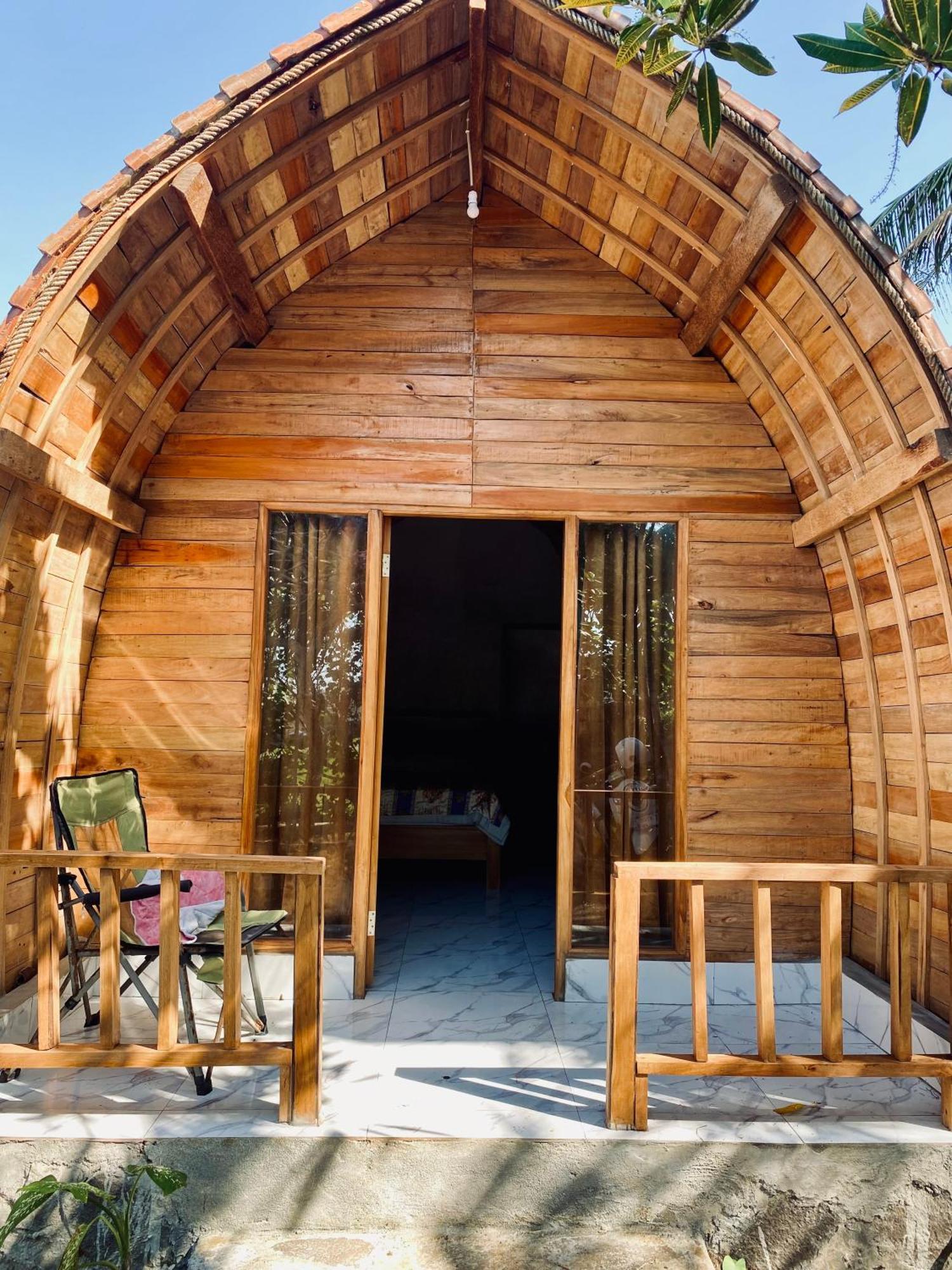 Dikaloha Surfschool And Stay Airsatang Εξωτερικό φωτογραφία